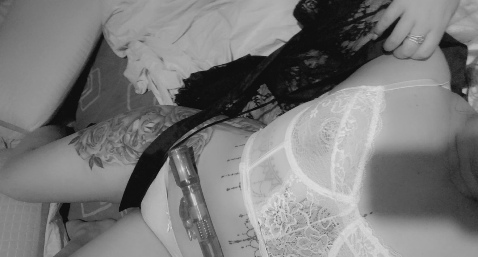 Sarah π€ FREE profile banner