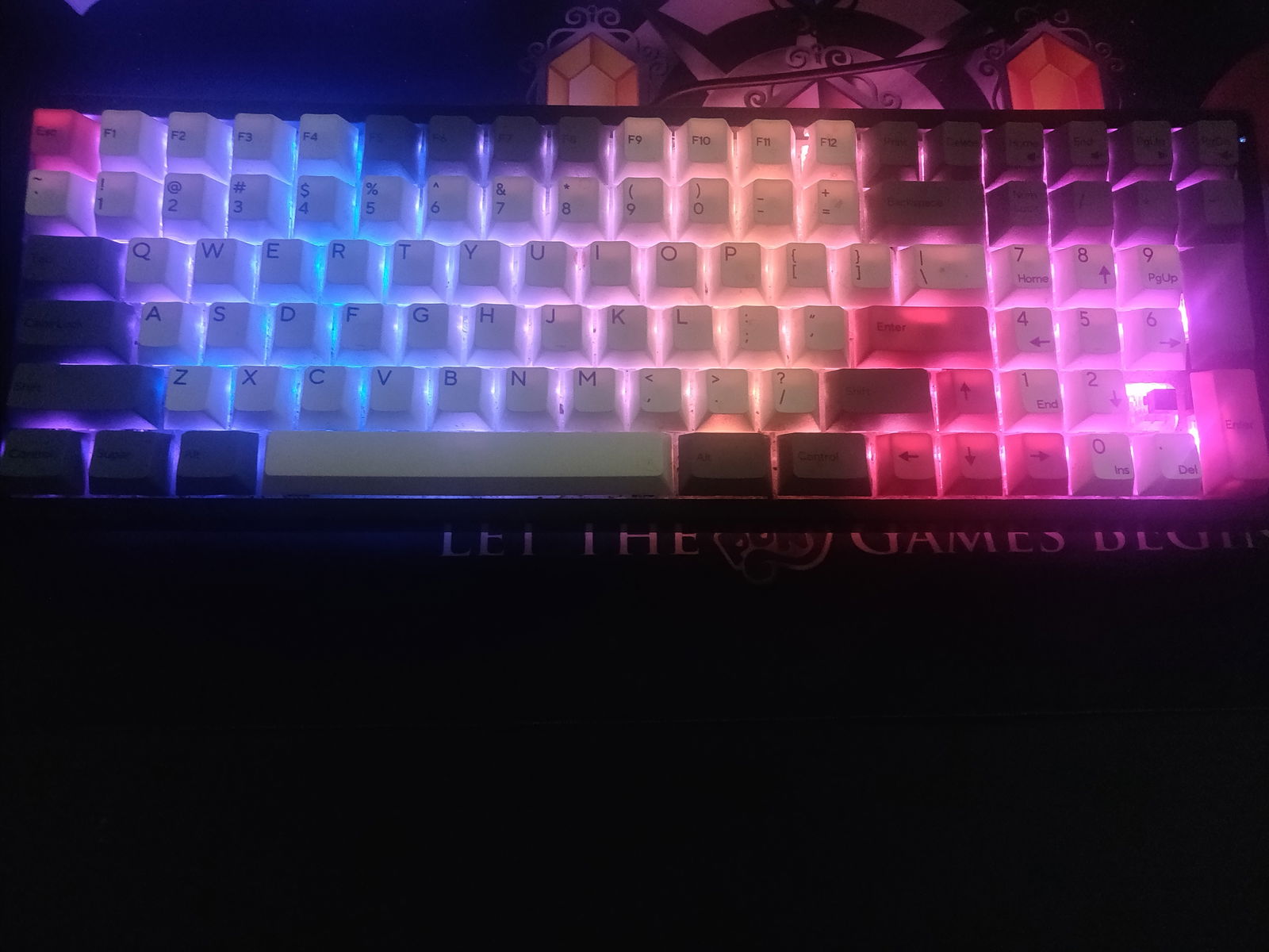 Tali~ profile banner