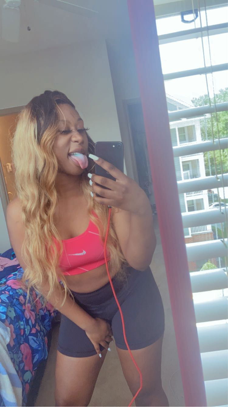 LUV🥰🤩 profile banner