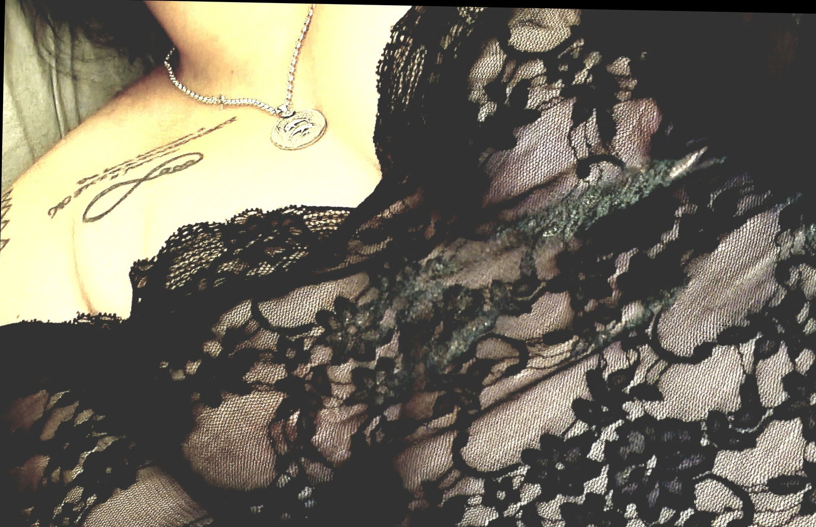 Cj louise profile banner