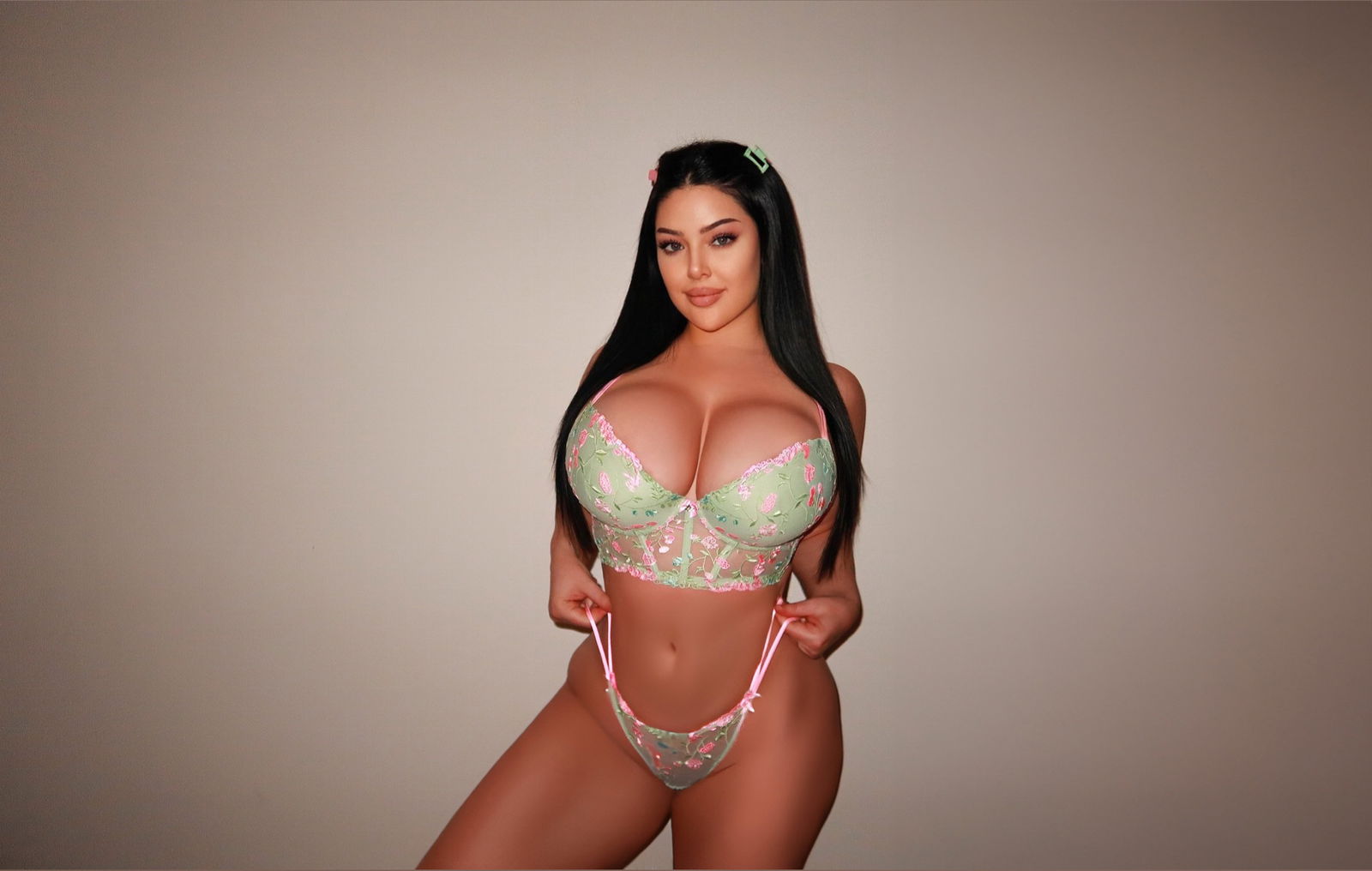 Claudia Rivier profile banner