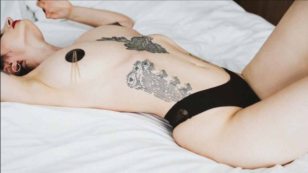 Big Titty Goth Girlfriend profile banner