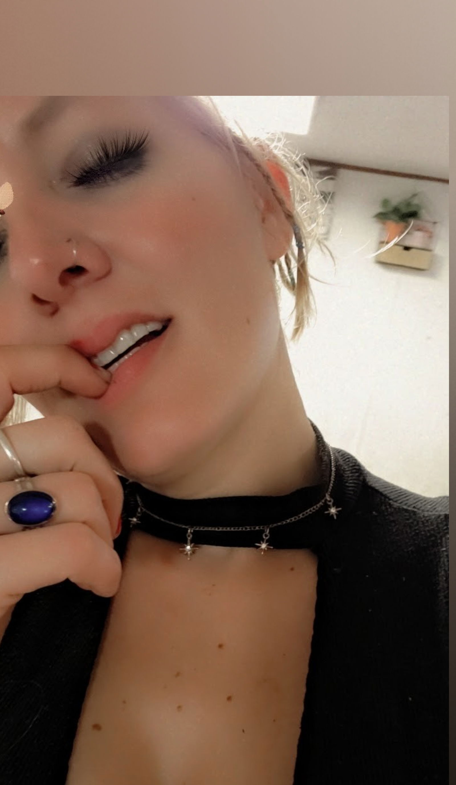 Cora Corella profile banner