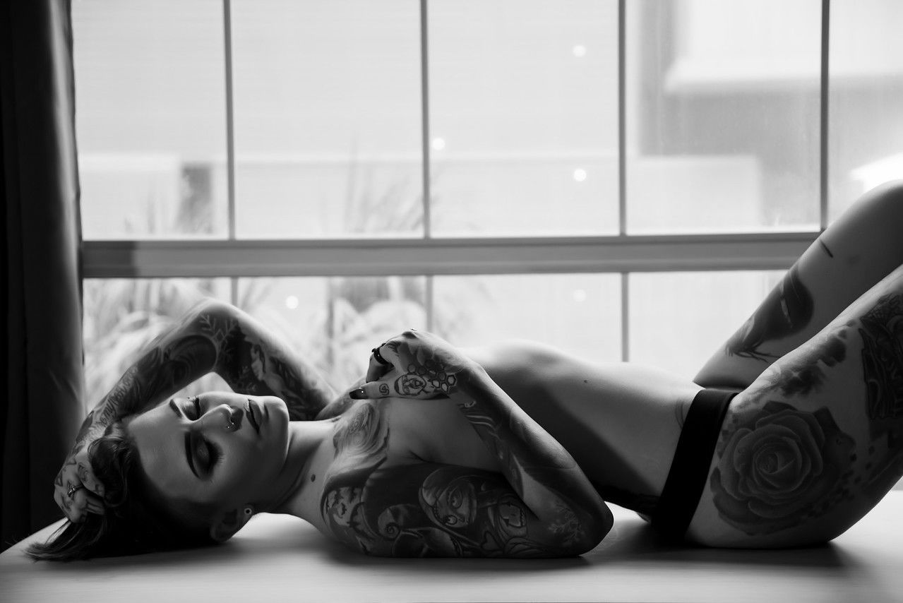 Courtney Paige profile banner
