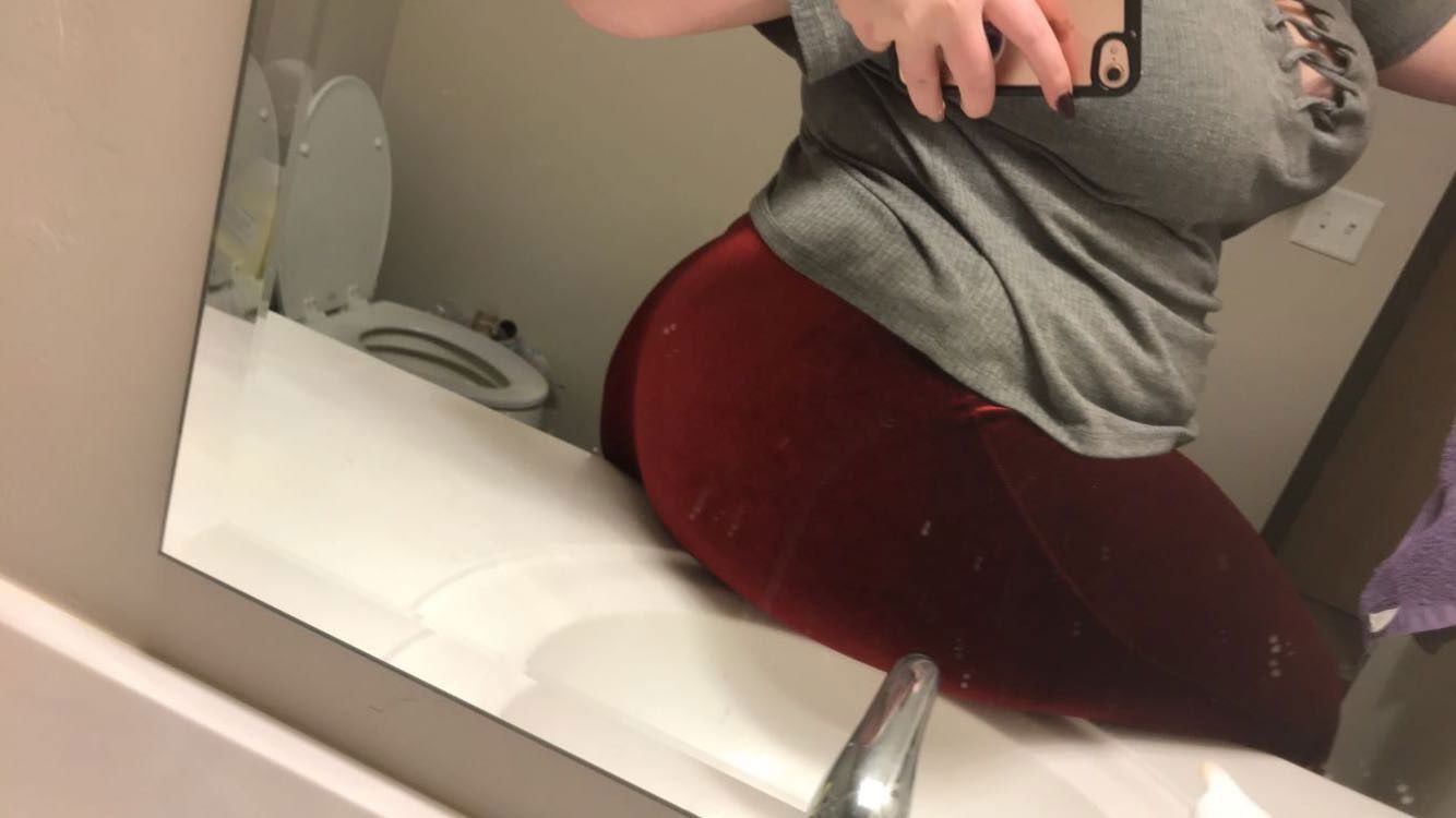 crimsonredqueen banner
