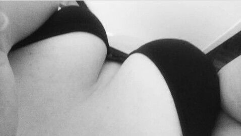 Curvy Girl profile banner