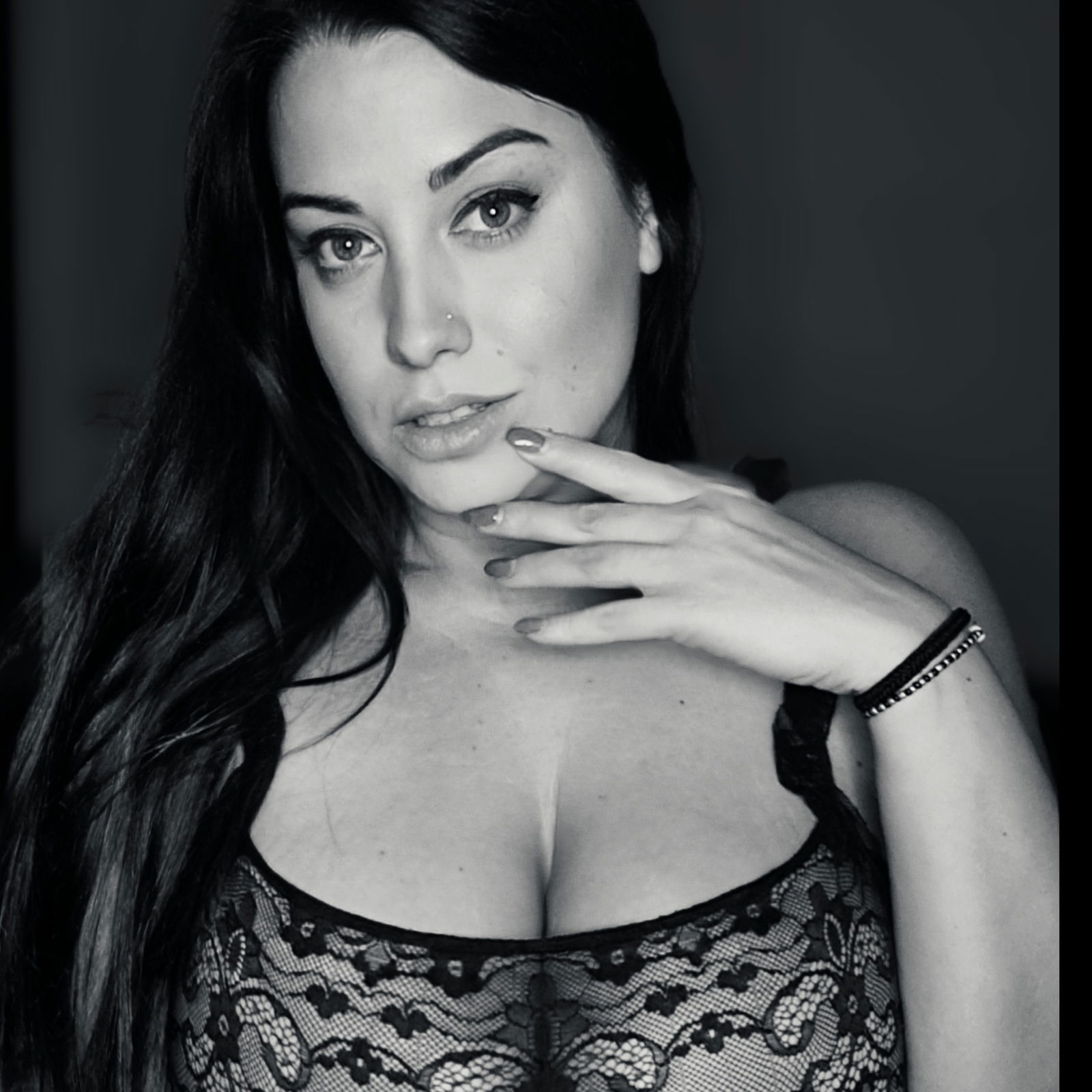 Curvygirl89 profile banner