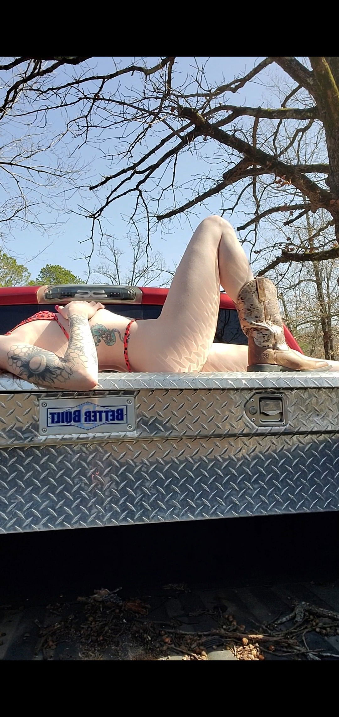 Daisy Diane FREE profile banner