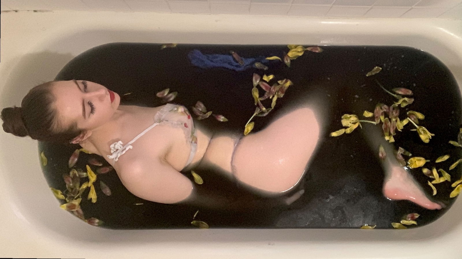 Ramona Cirquette profile banner