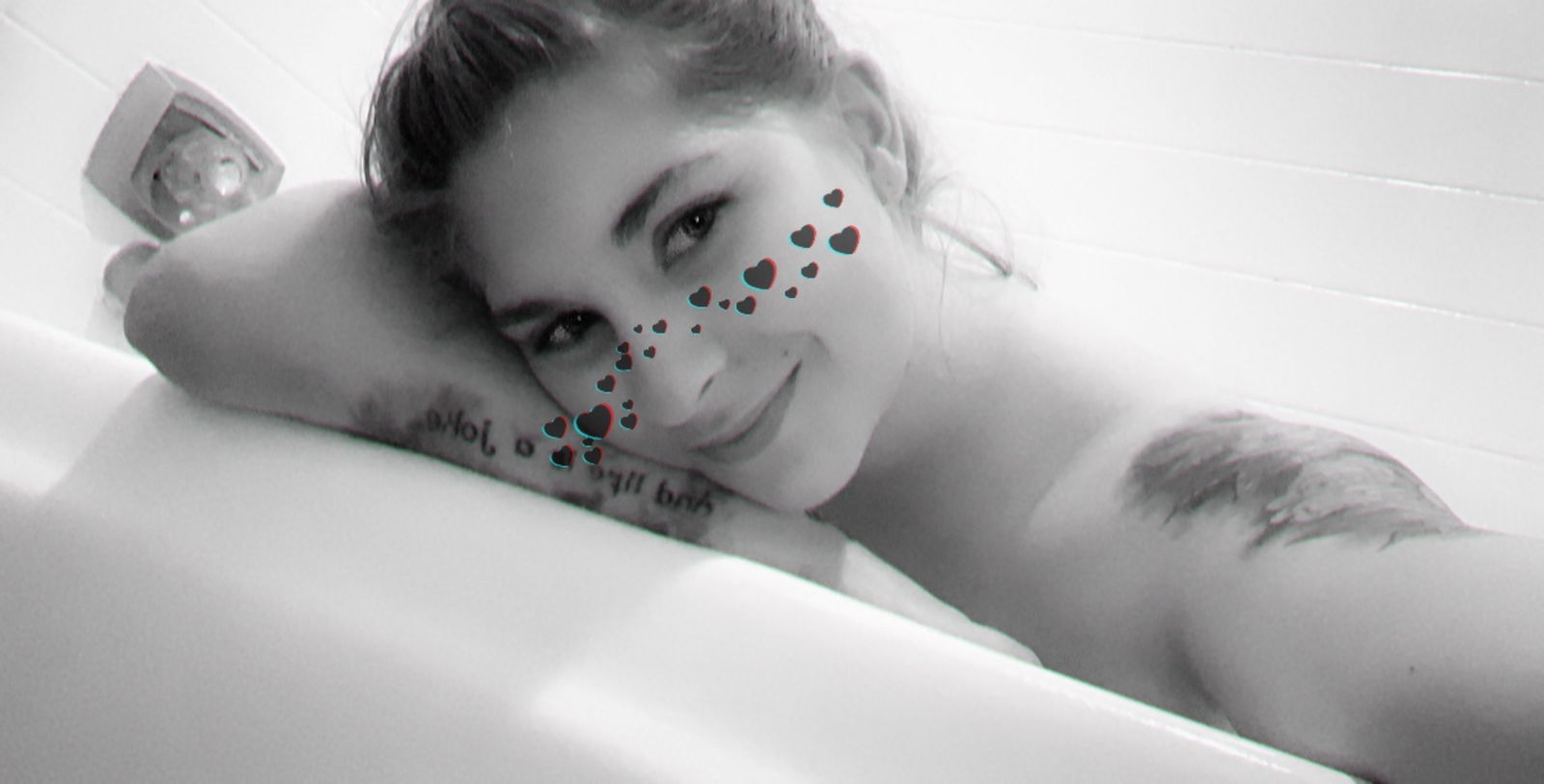 Dani Damsel profile banner