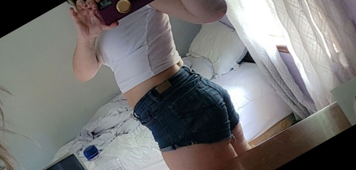 Dani profile banner