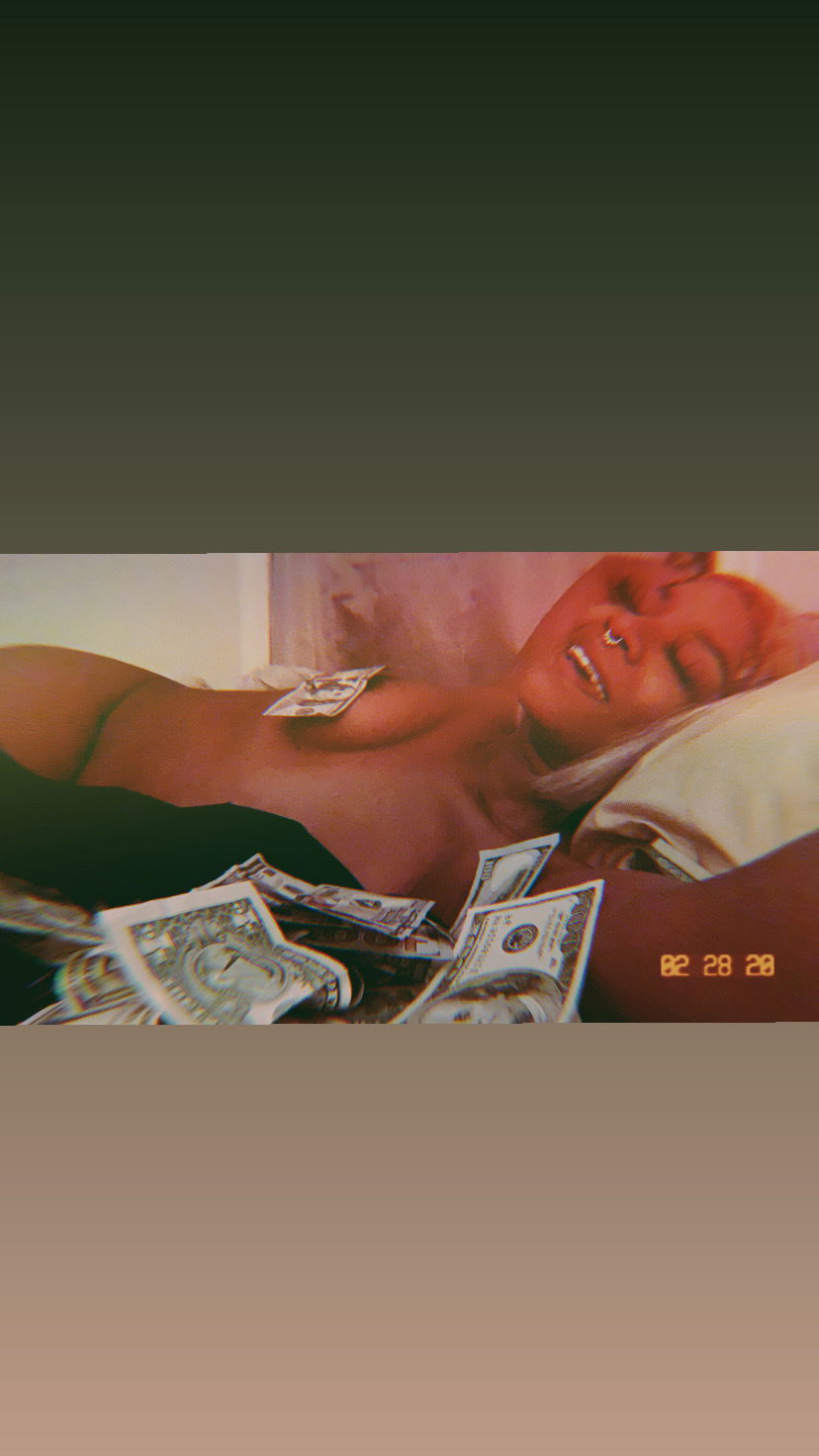 Smoking on Duchess profile banner