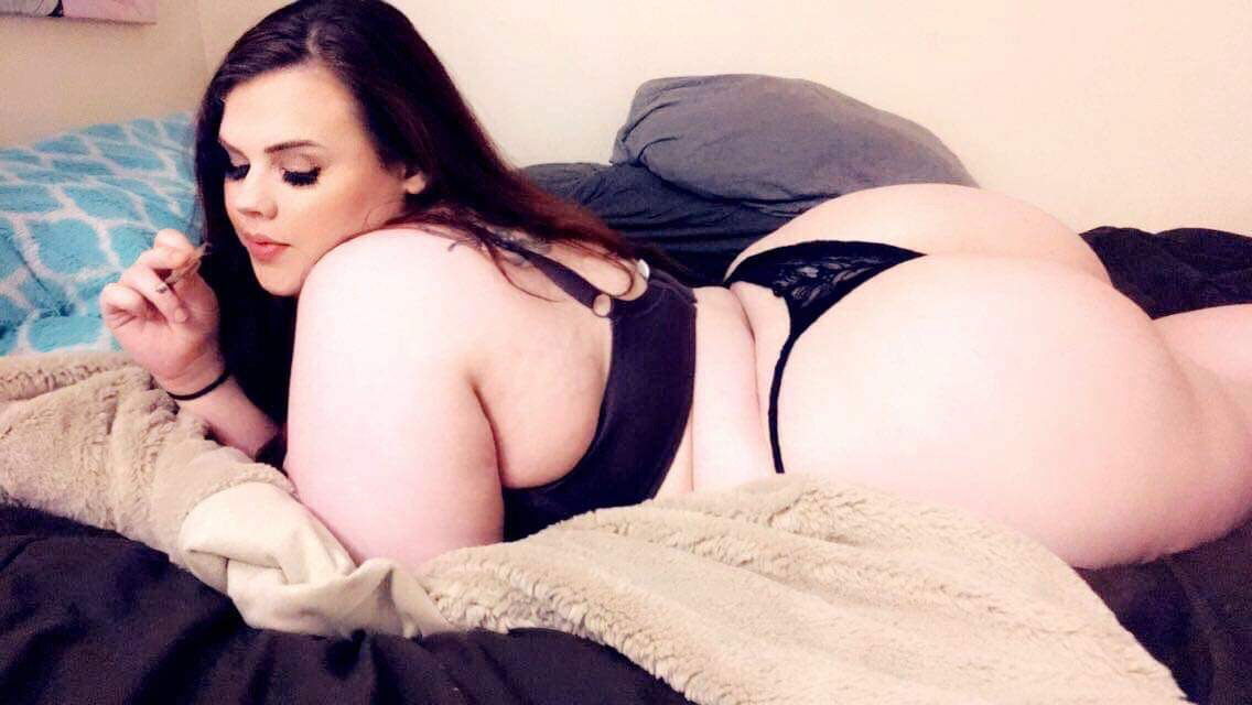 Delilah Simms profile banner
