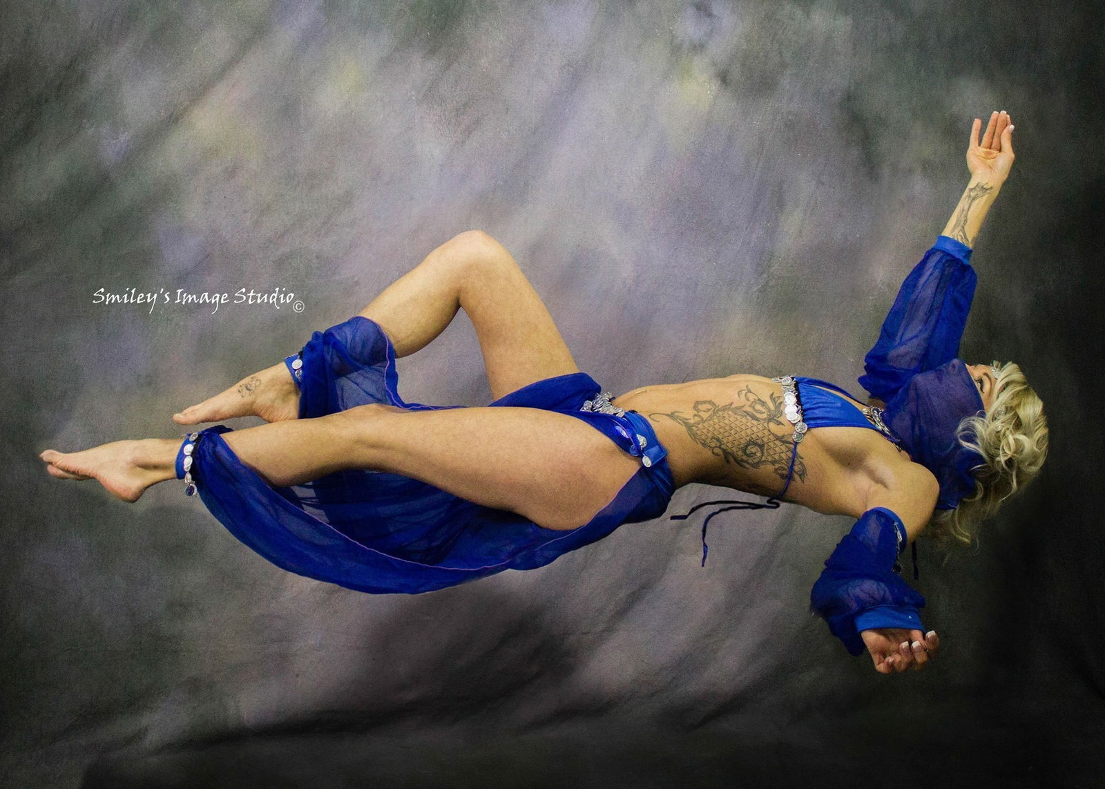 Dez Fox profile banner
