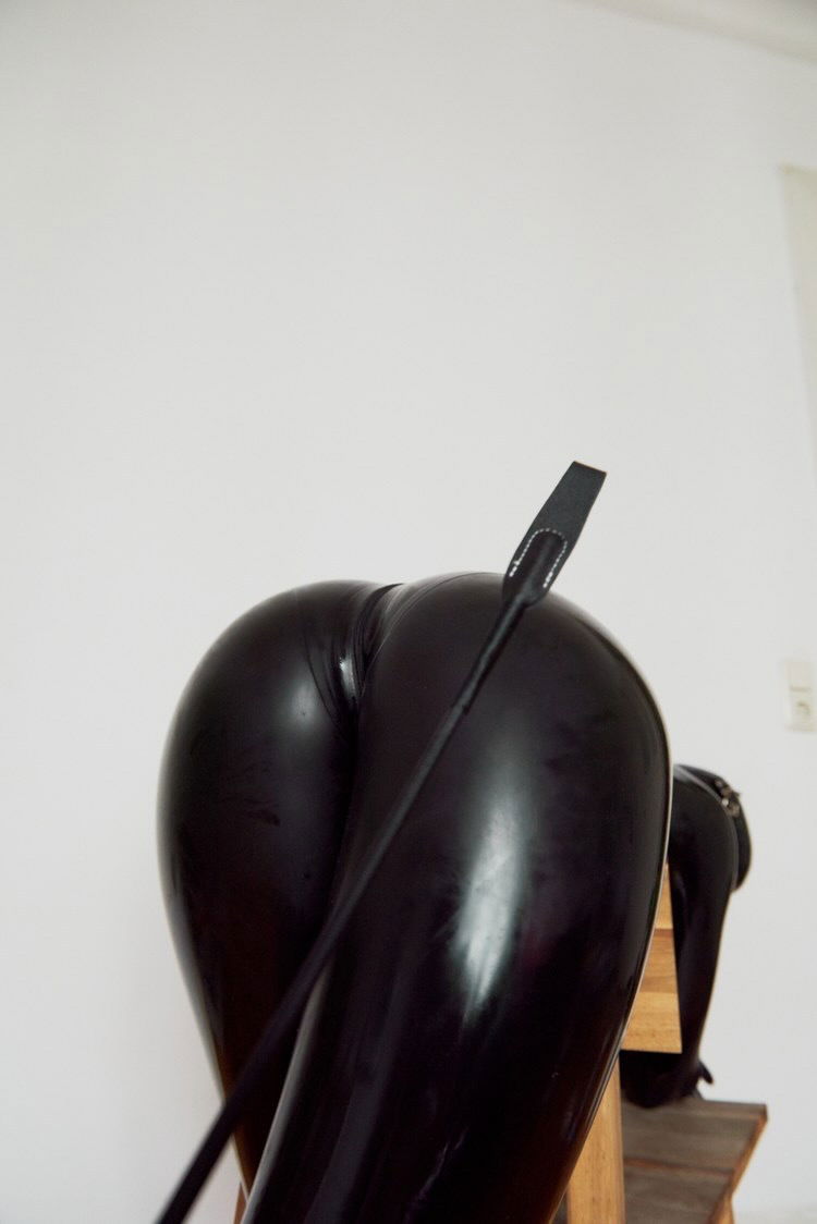Divine Latex profile banner