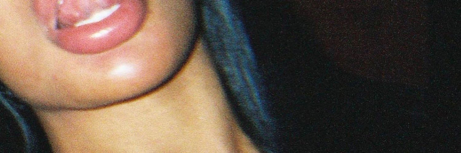 DRÉ profile banner