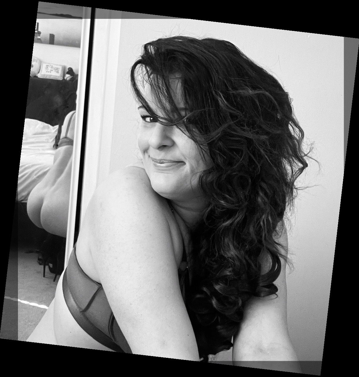 Ellie west profile banner