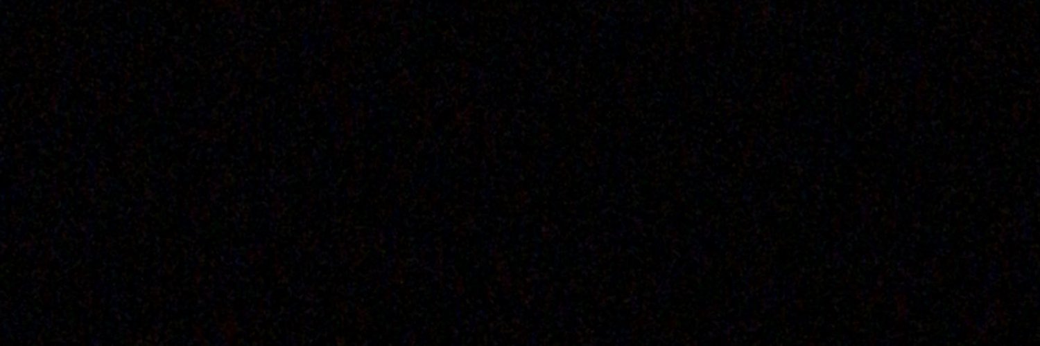 Elly profile banner