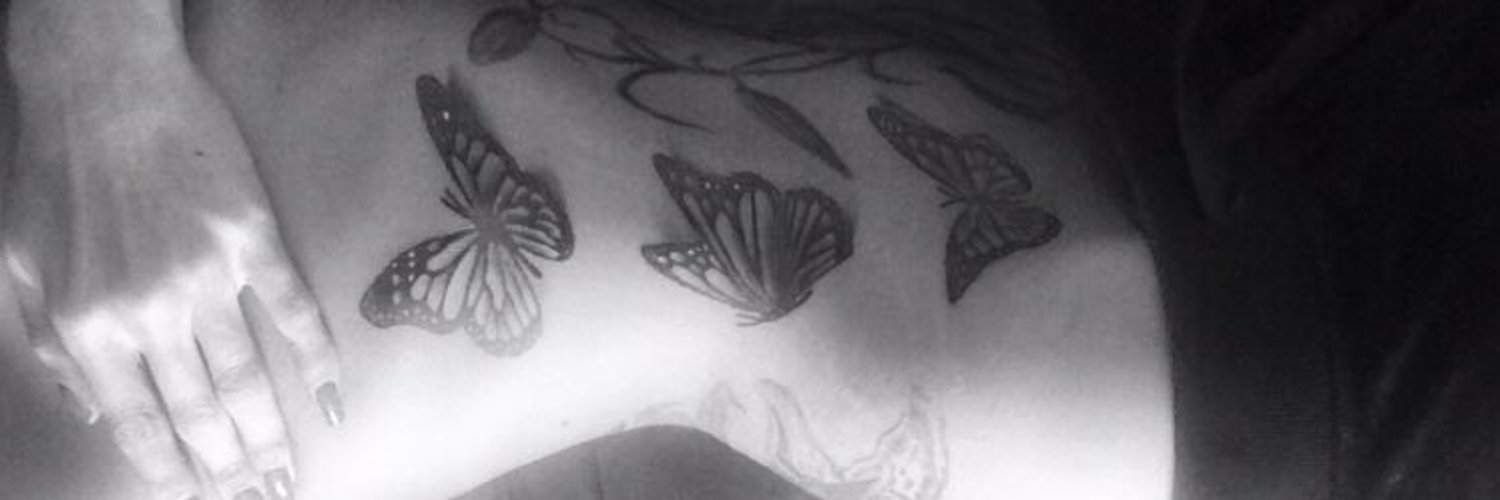 lou lou bear 🧸 profile banner
