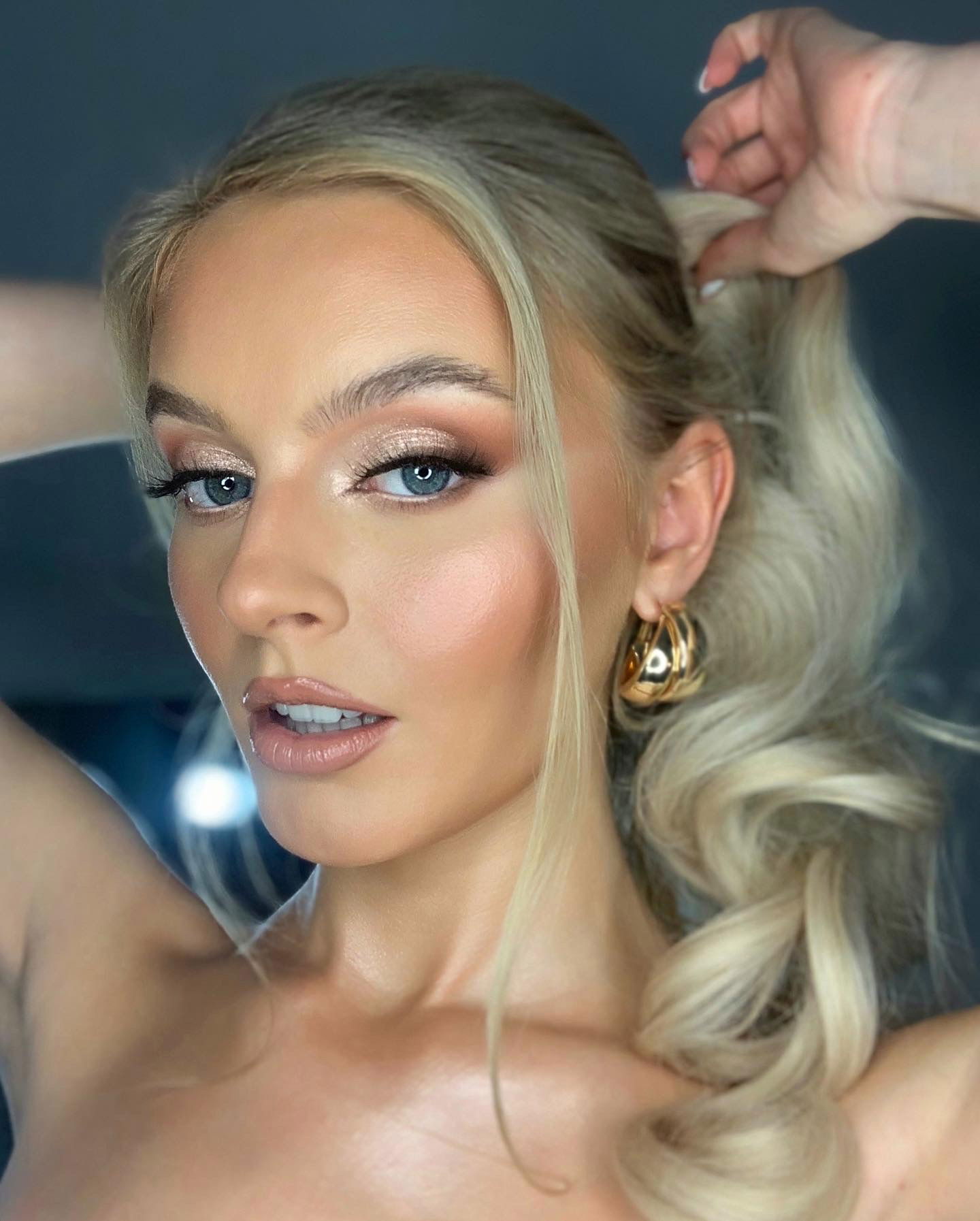 EmmaElizabeth_makeup profile banner