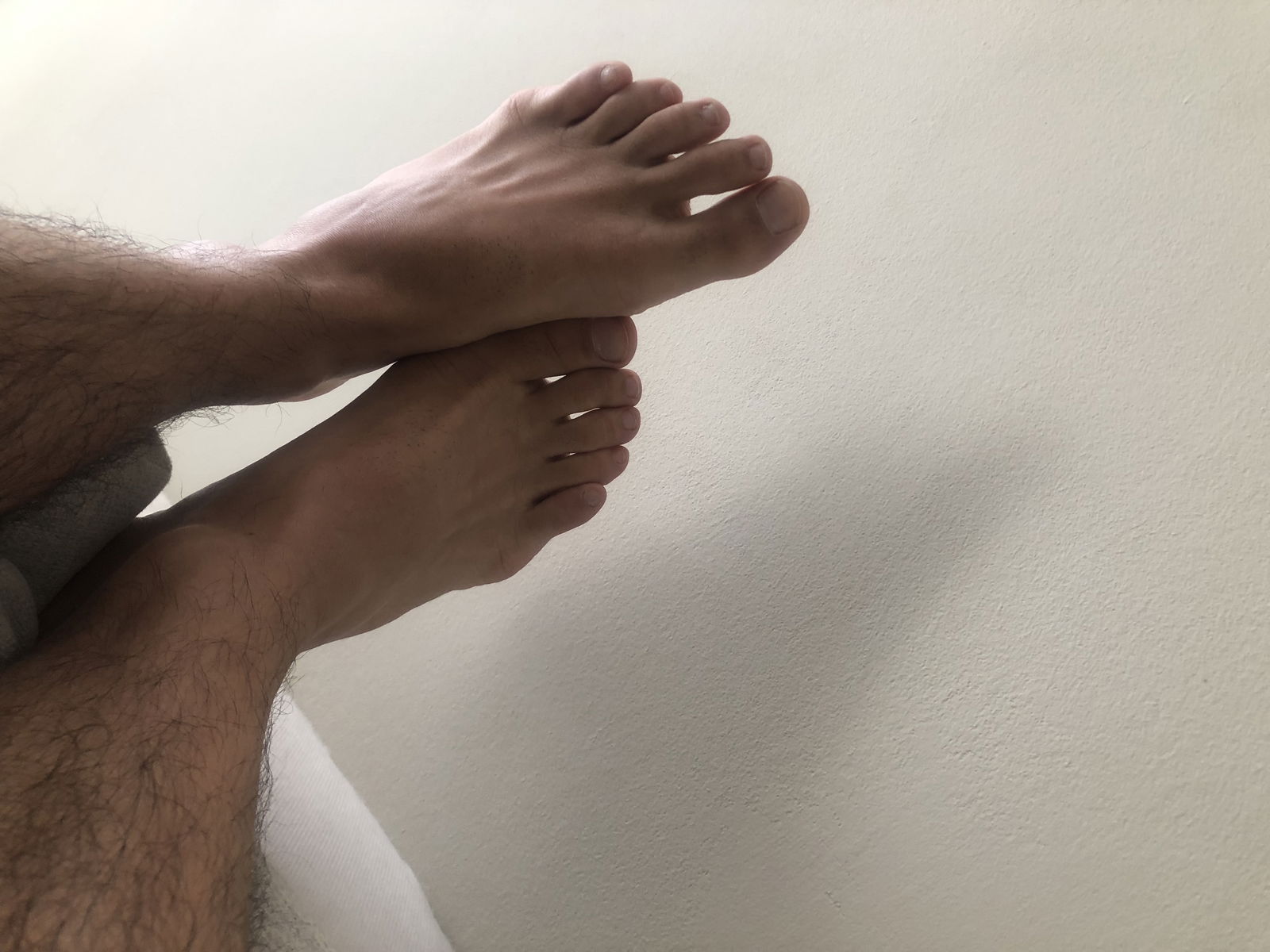 feetdream profile banner