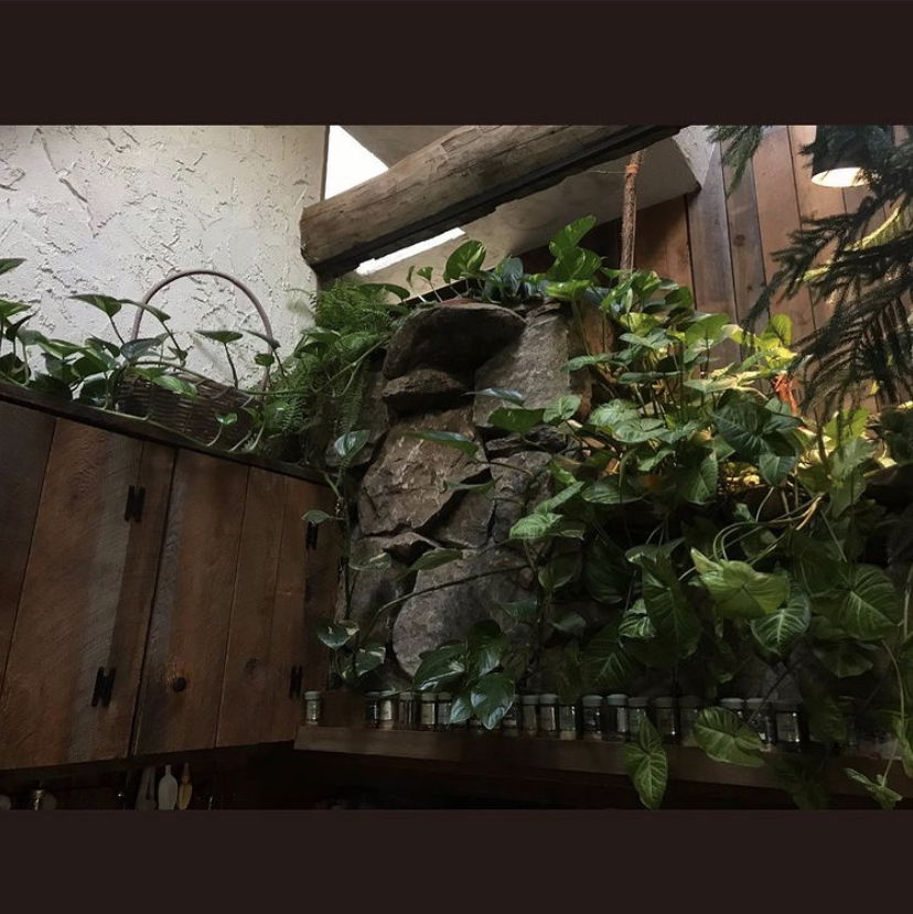 Earthly Min🧚🏽 profile banner
