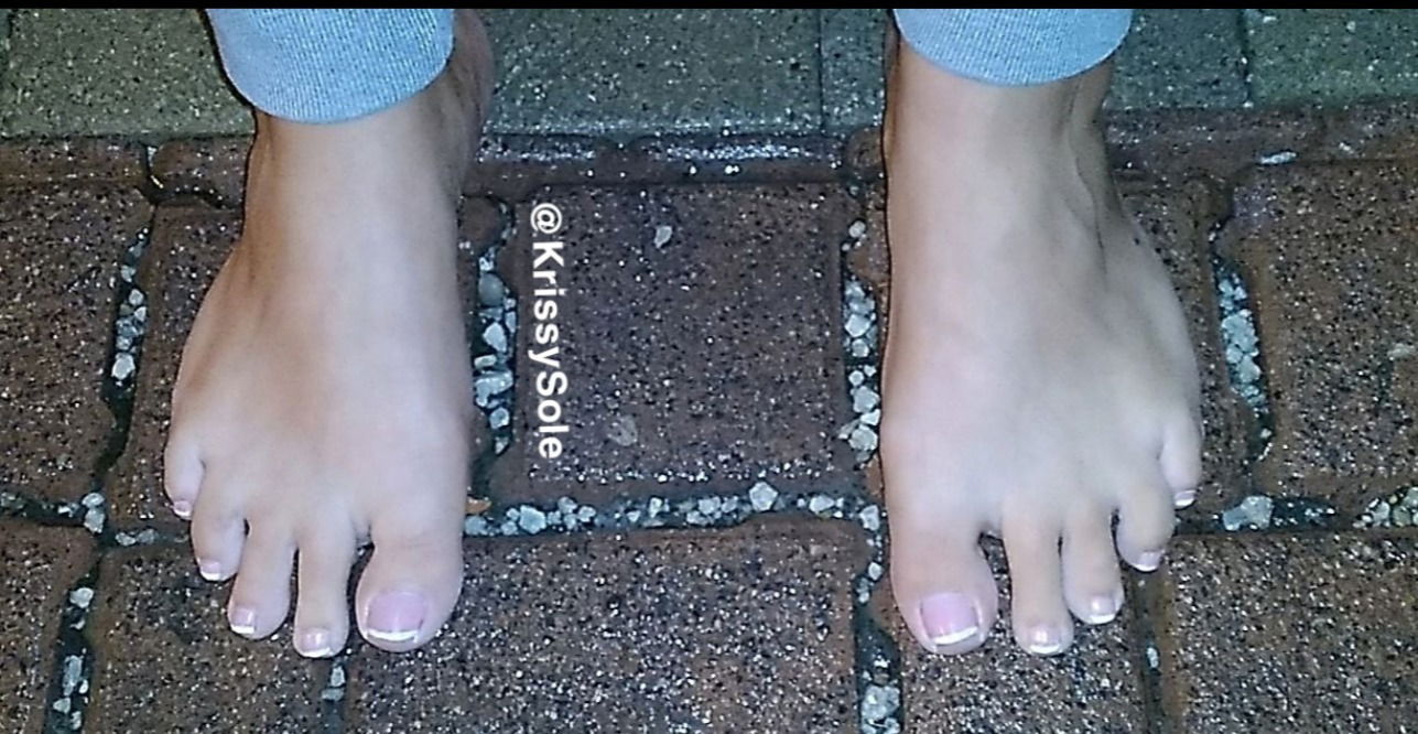 Krissy Soles profile banner