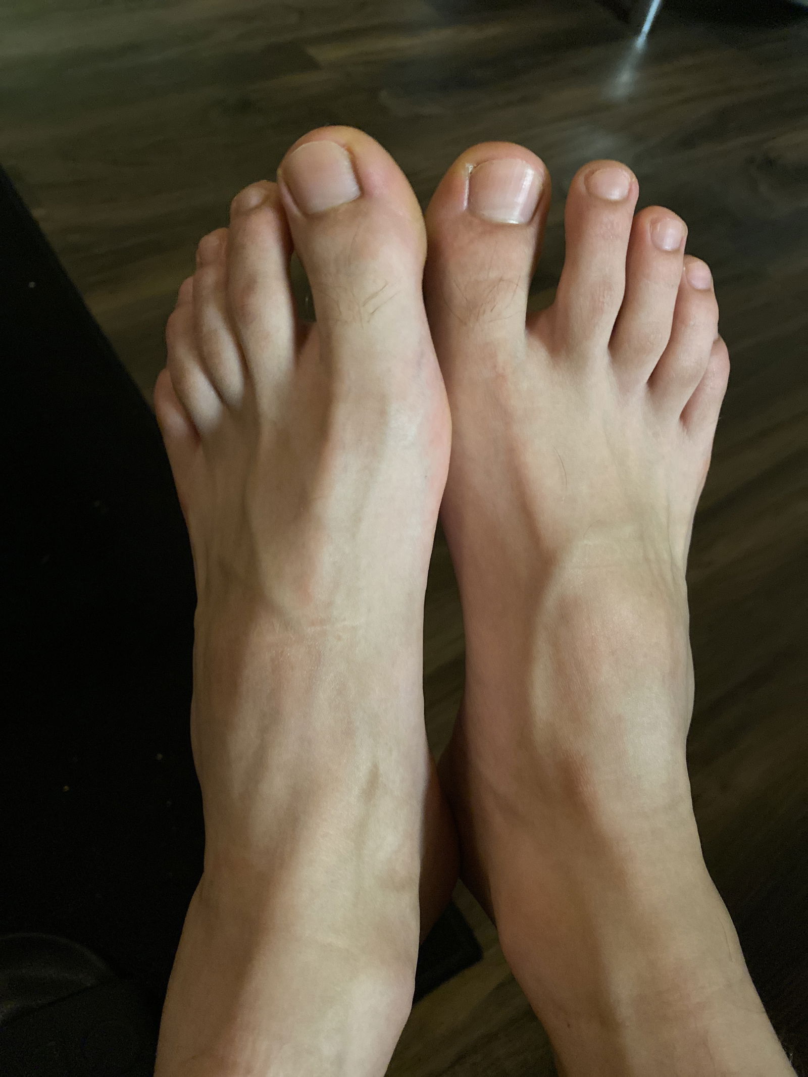 Rudy’s feet profile banner