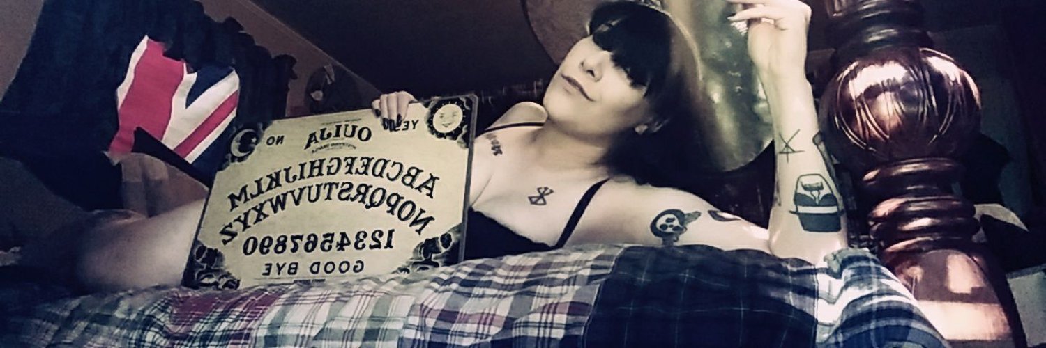 Femcard-101 profile banner