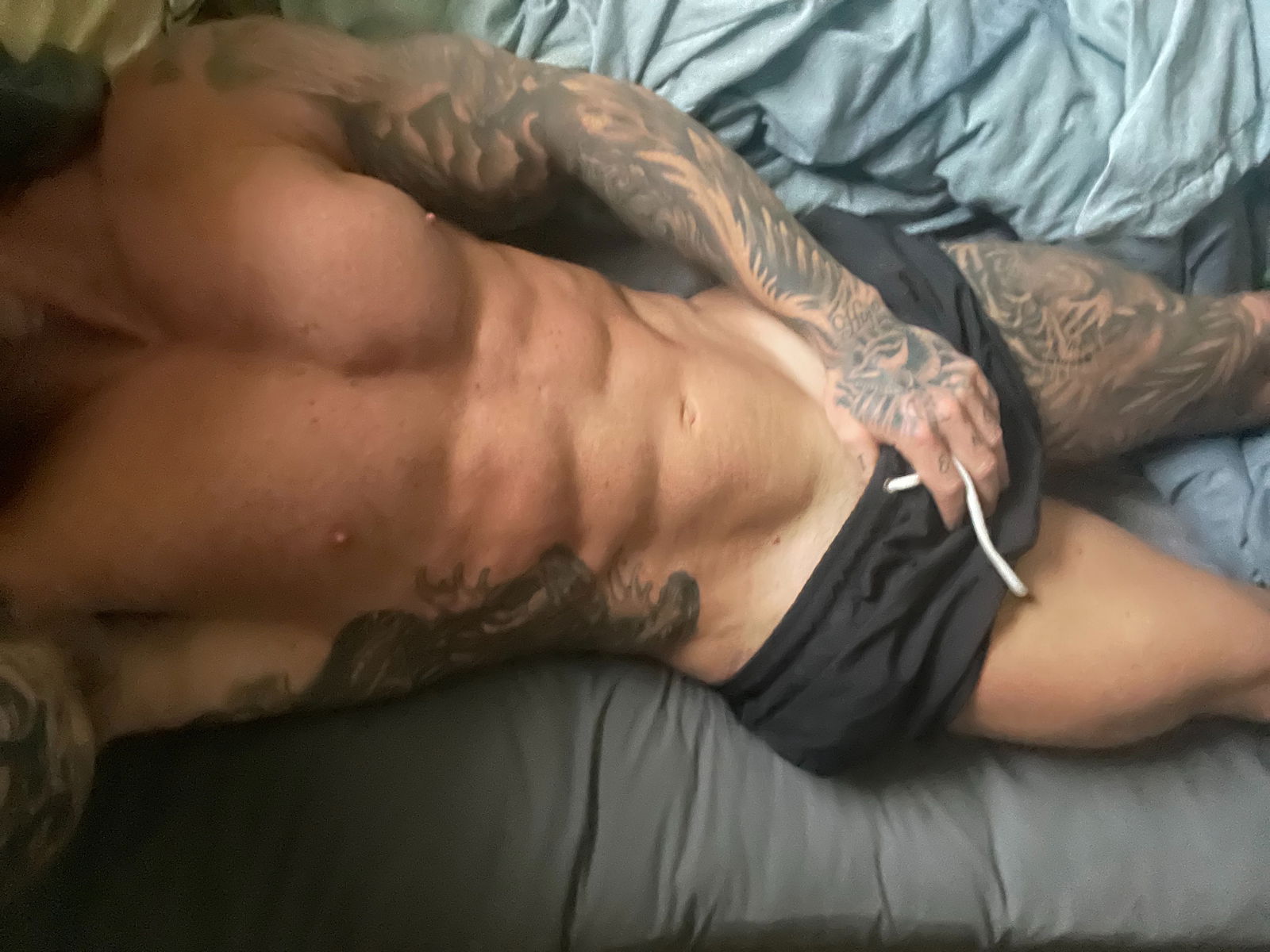 Fit tatted aussie profile banner