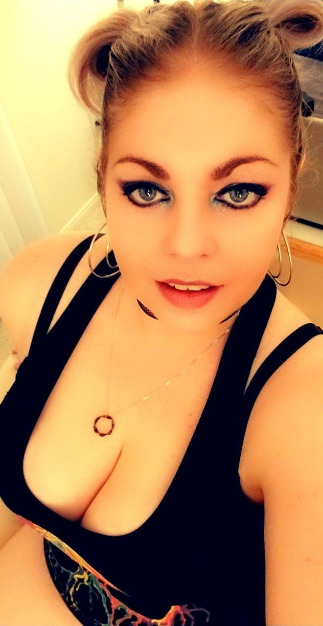 Flirty_Nyx profile banner