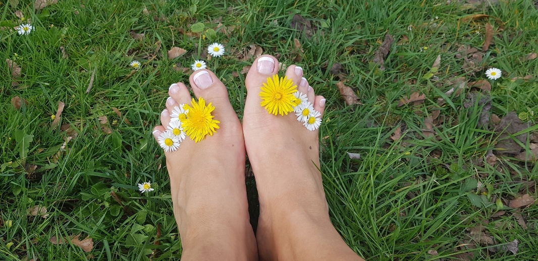 Footsie Queen profile banner