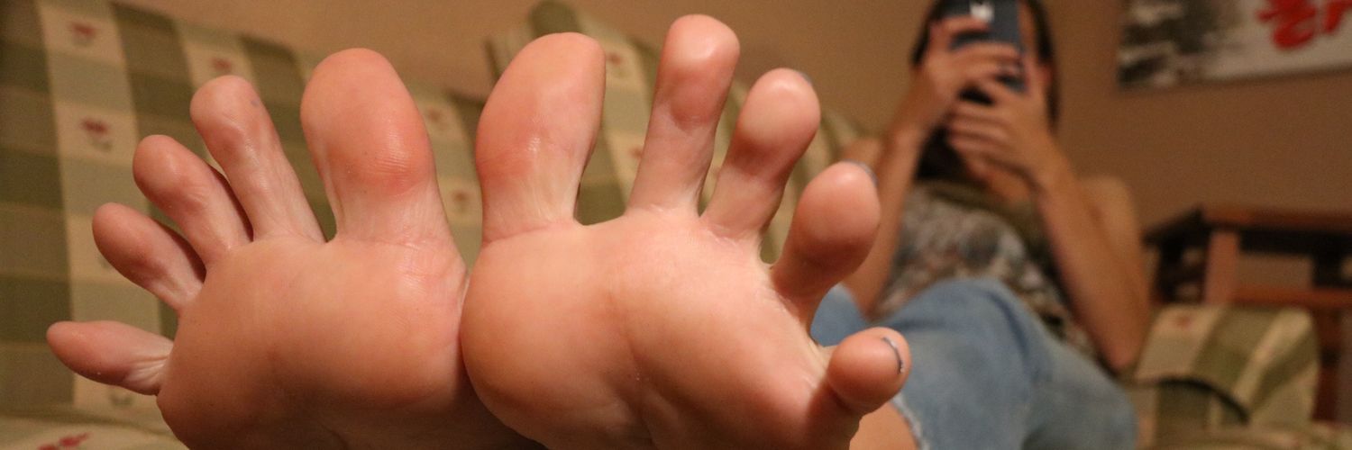 FootsieTootsies profile banner