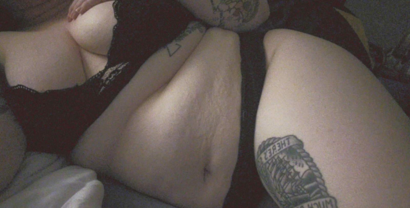 fuckinxxlovely profile banner