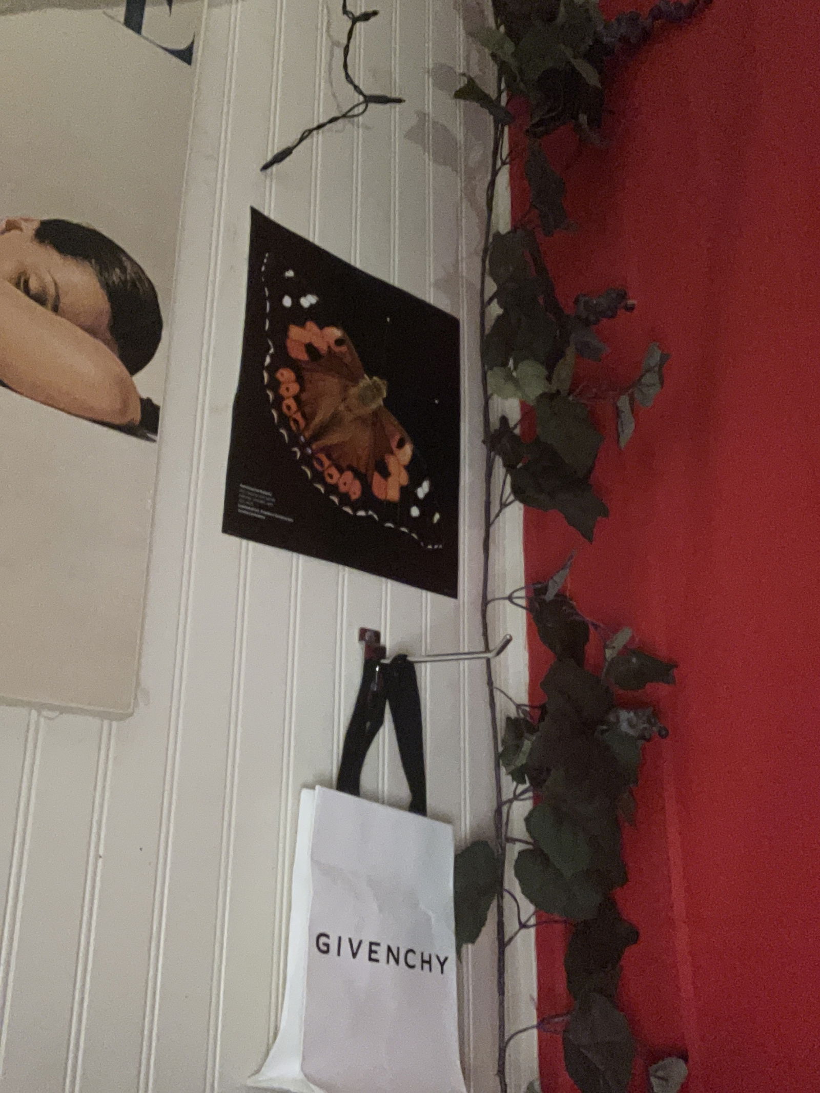 Kiss profile banner
