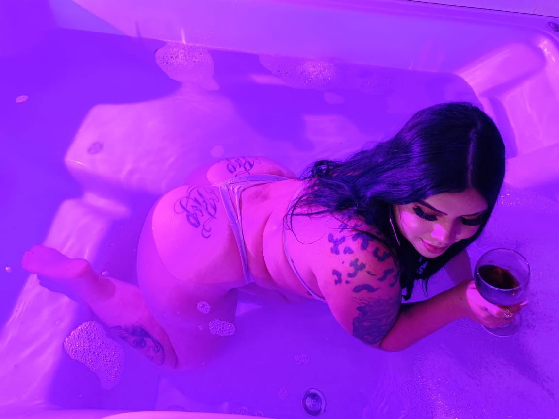 Grethel xXx 😈 profile banner