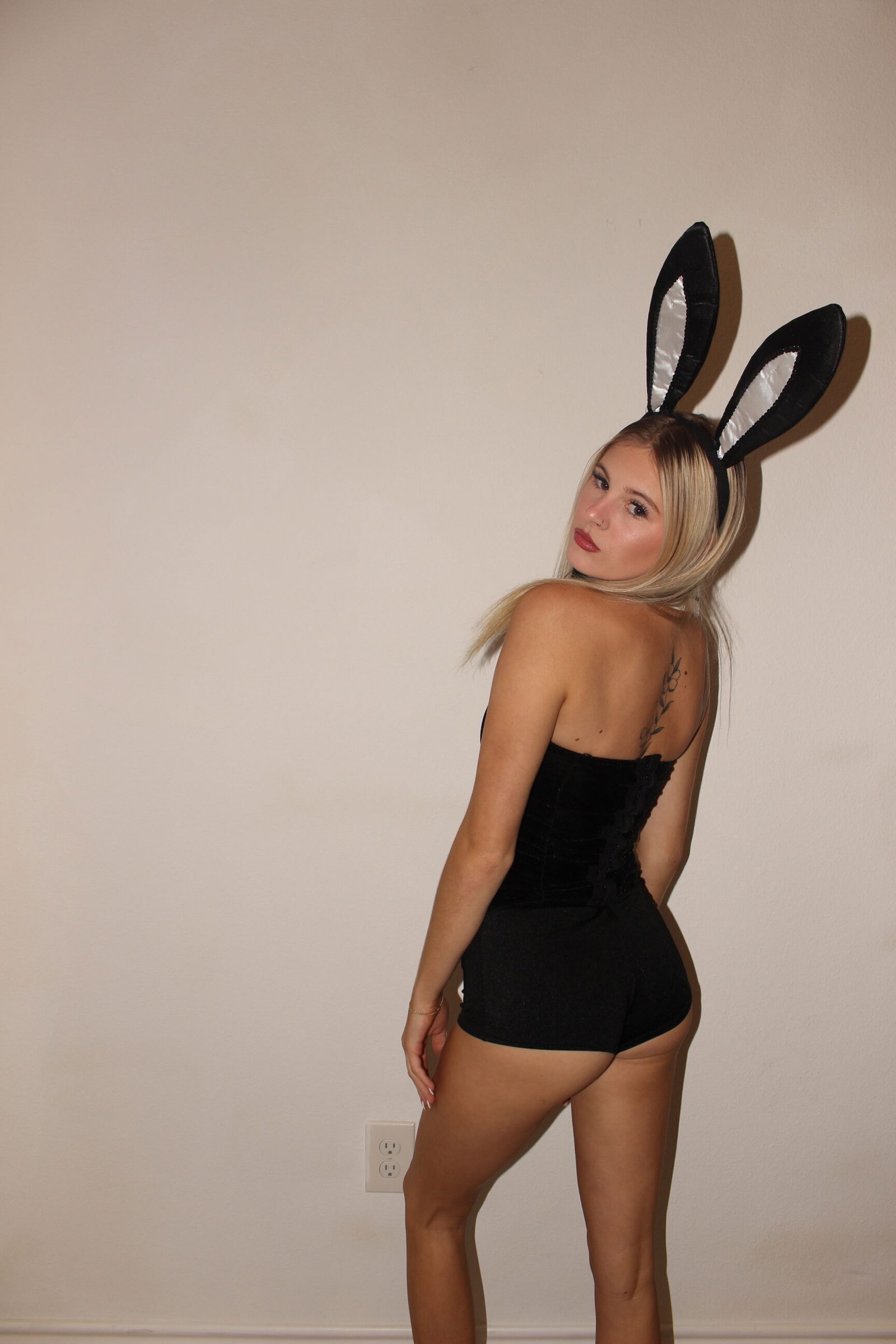 Lynn profile banner