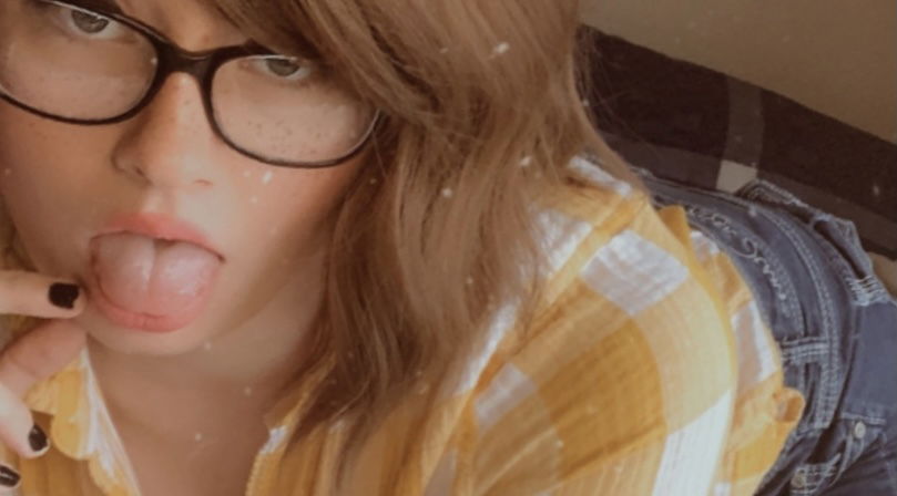 Hazel King profile banner