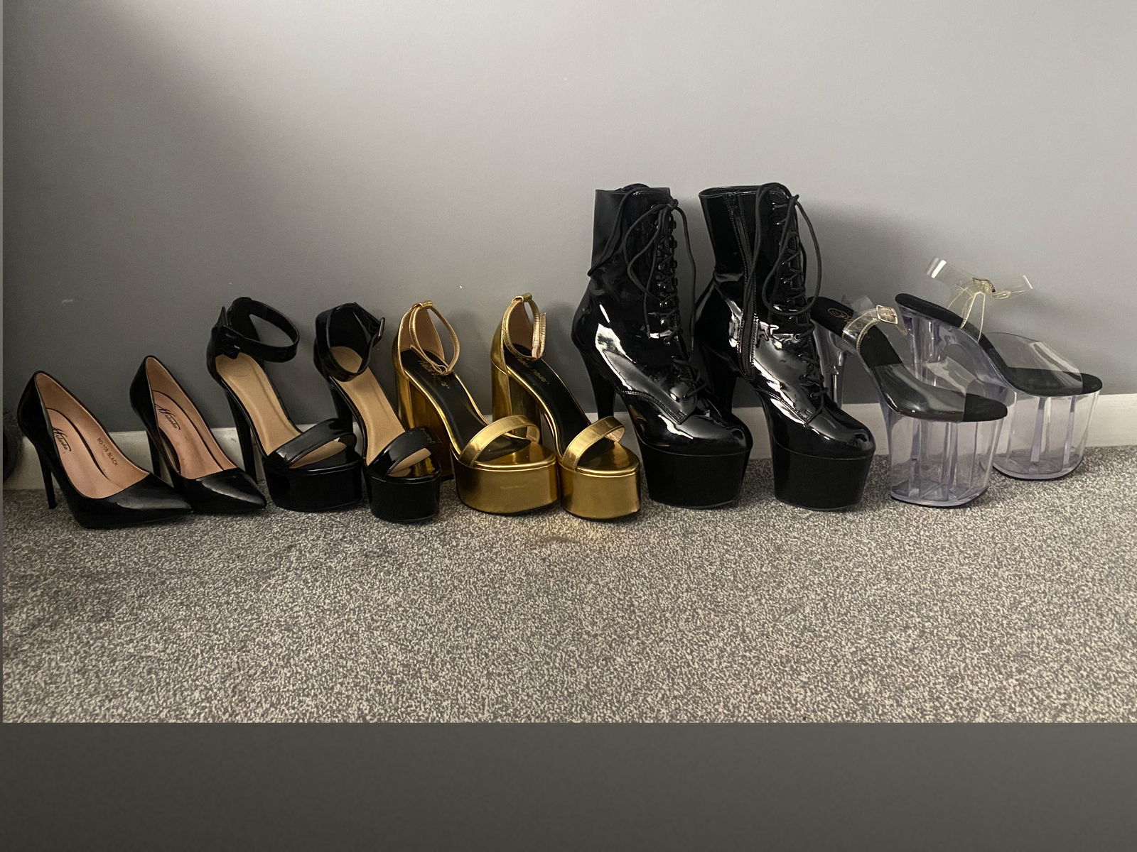 Heelsaddict365 profile banner