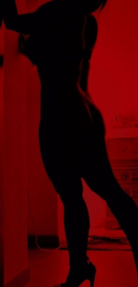 Helen😈 profile banner