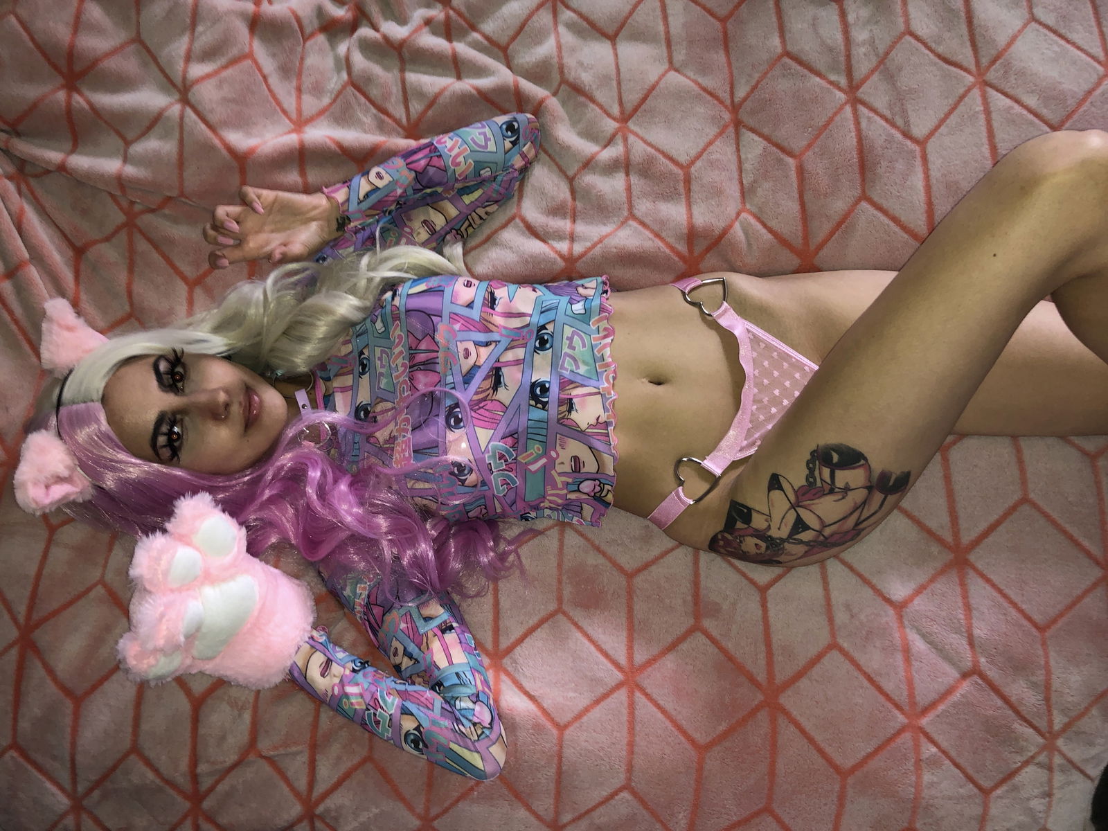 Hentai Kitten profile banner