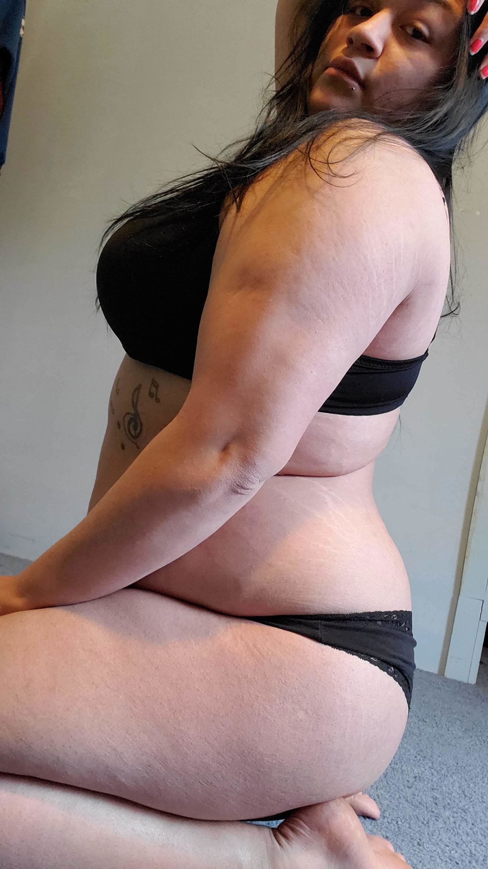 Mariah profile banner