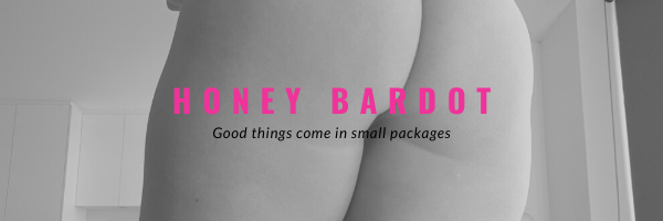 Honey Bardot profile banner