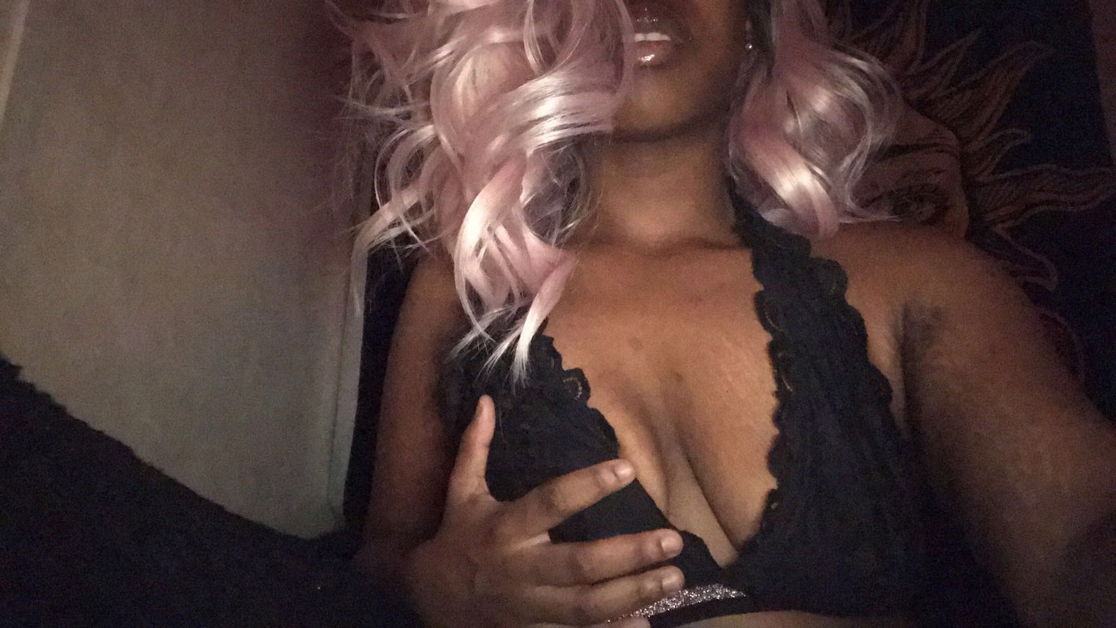 Honey B profile banner