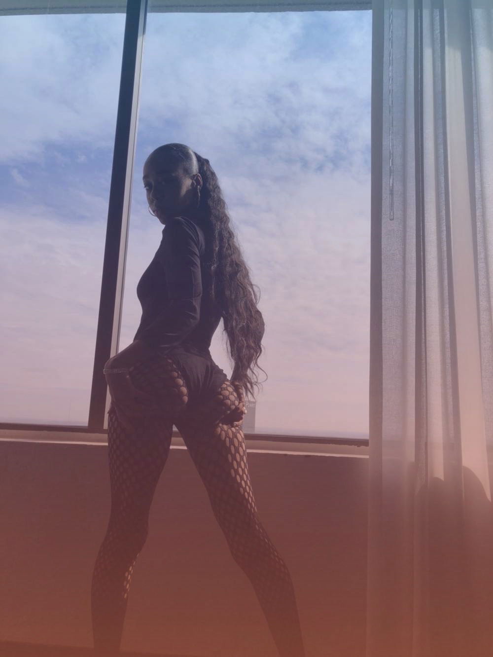 Honey Persausion profile banner