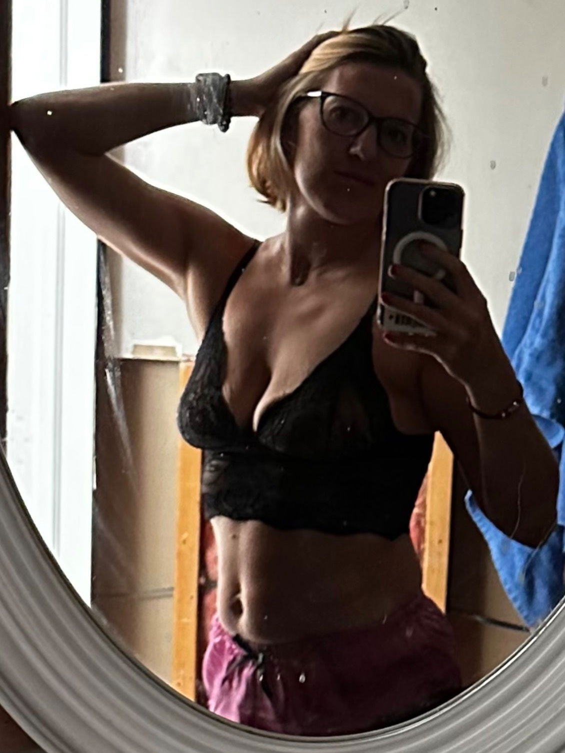Hotwife Therapy profile banner