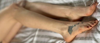 HotWivesFeet profile banner