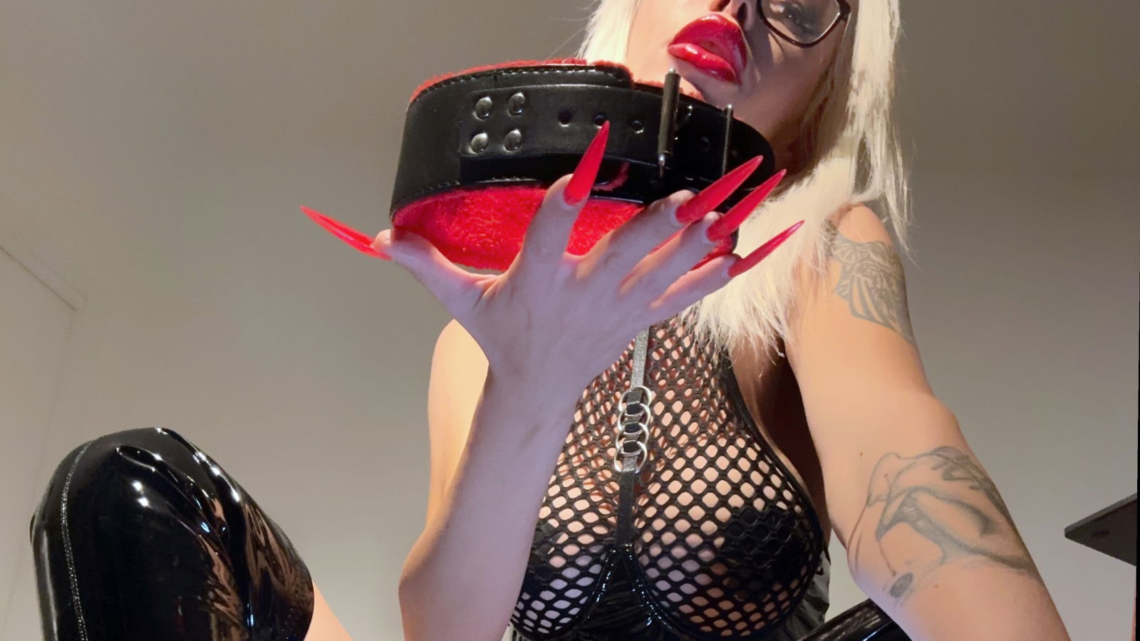 Diana Fetish profile banner