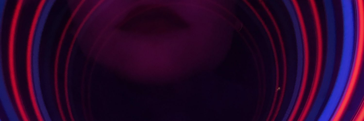 Iluna profile banner