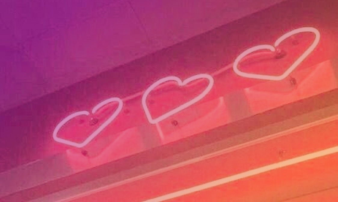 Hannah🍑 profile banner